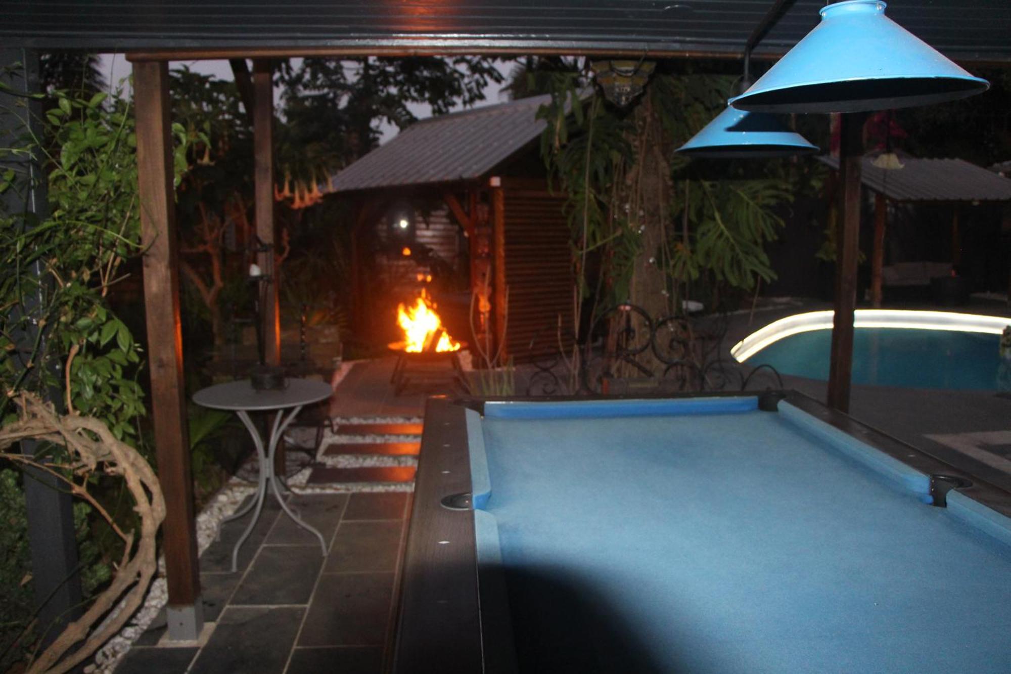 Lodge Le Palissandre à LA LIANE DE JADE 974- jacuzzi privatif - piscine Le Bois de Nefles  Esterno foto